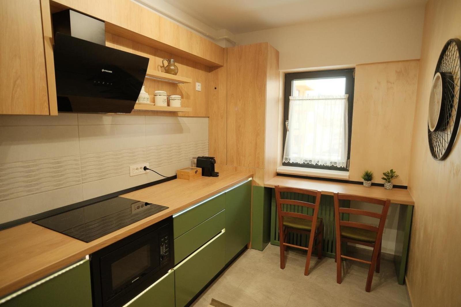 Green Studio Търгу Нямц Екстериор снимка