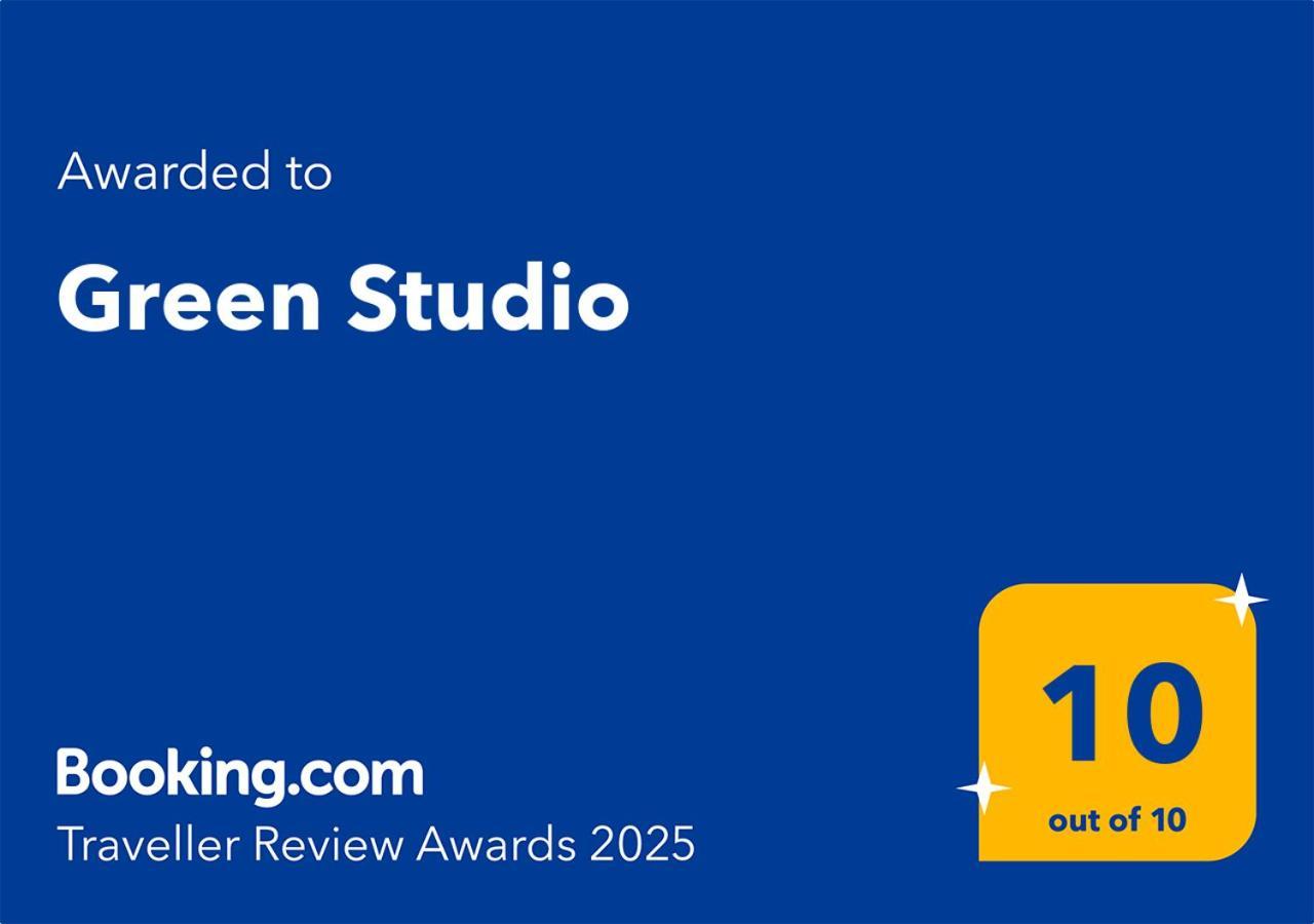 Green Studio Търгу Нямц Екстериор снимка